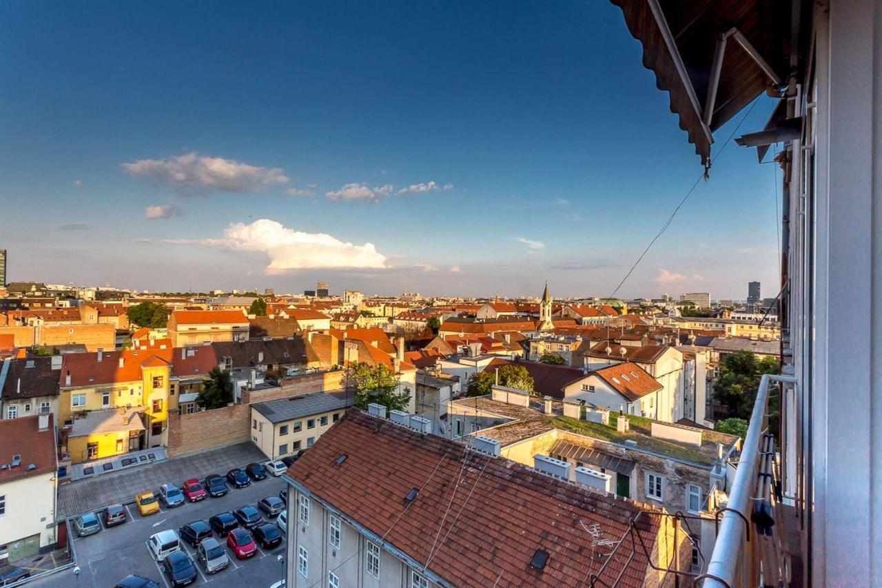Art Deco Zagreb Centre View Daire Oda fotoğraf
